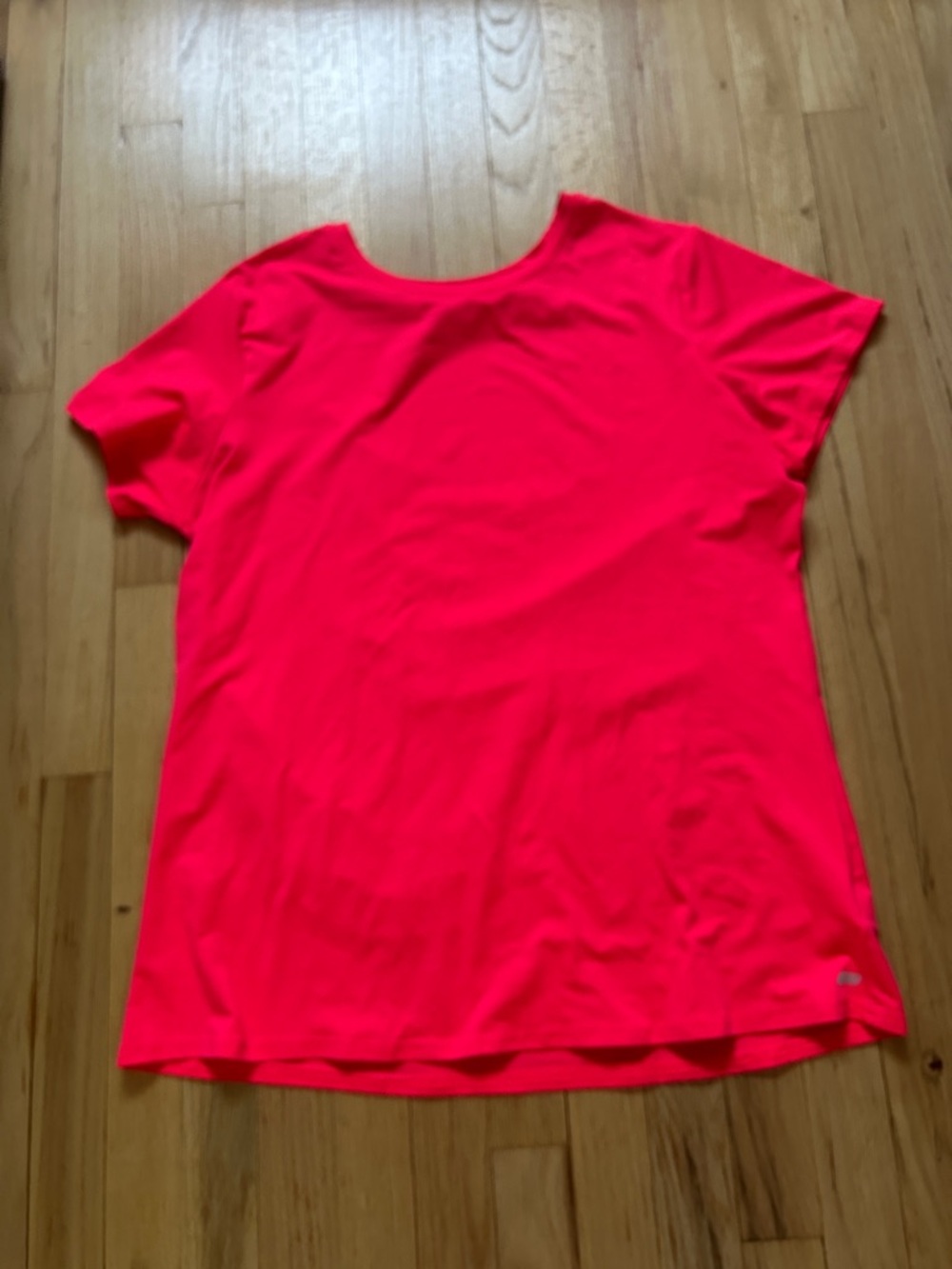 Amazon Essentials Neon Pink Active Short Sleeve Tee